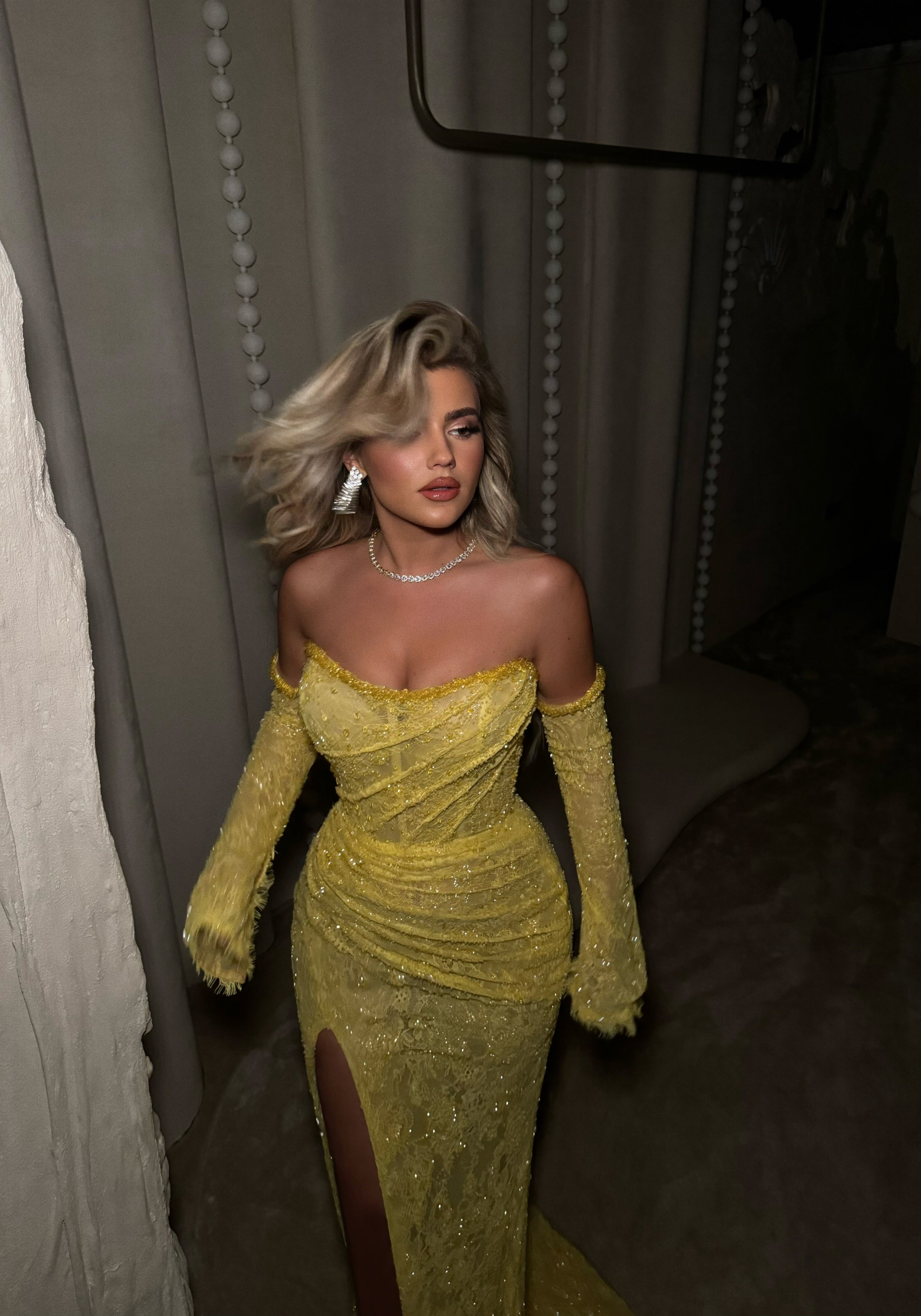 YELLOW SPARKLING GOWN