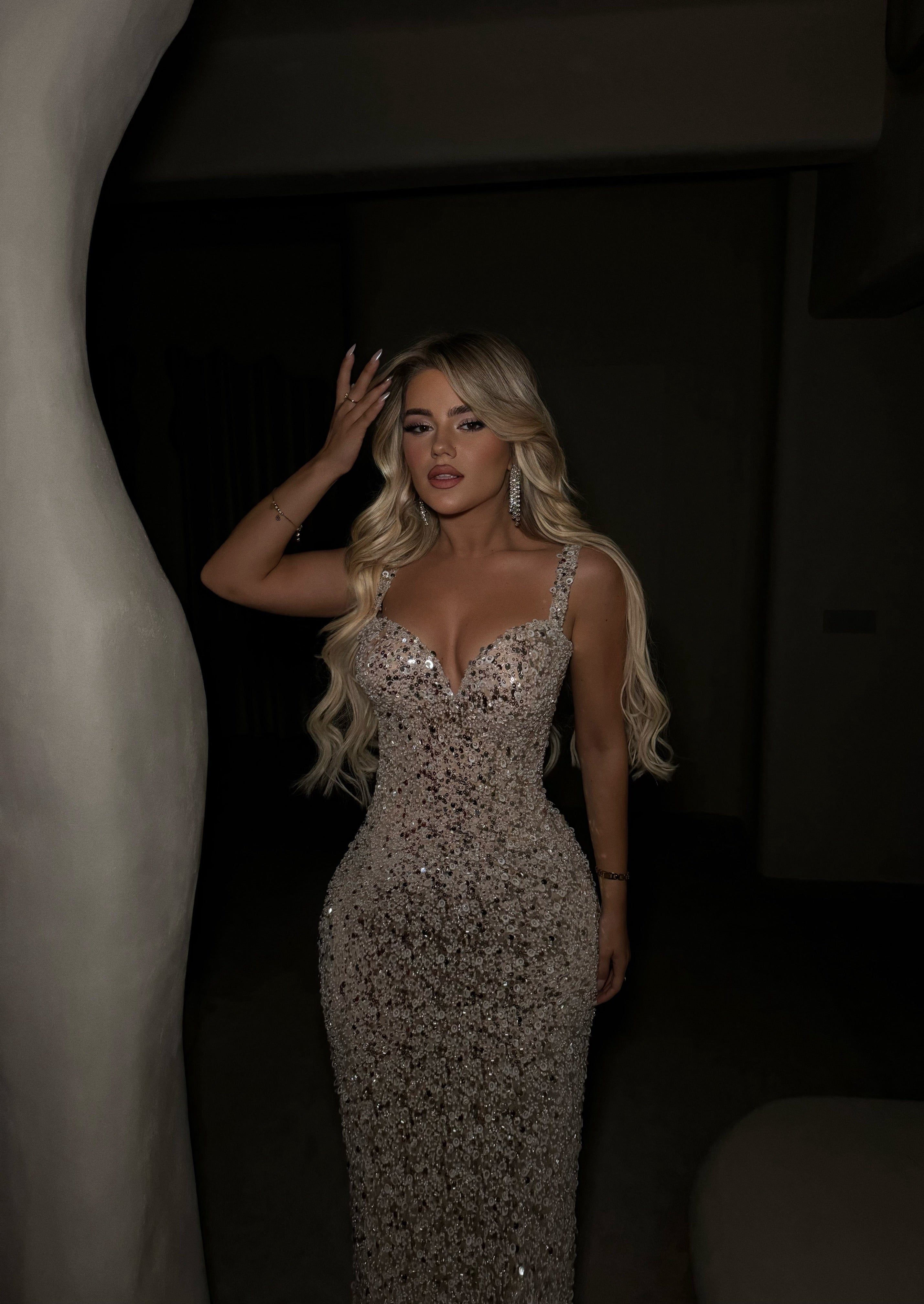 ELEGANT NUDE GOWN