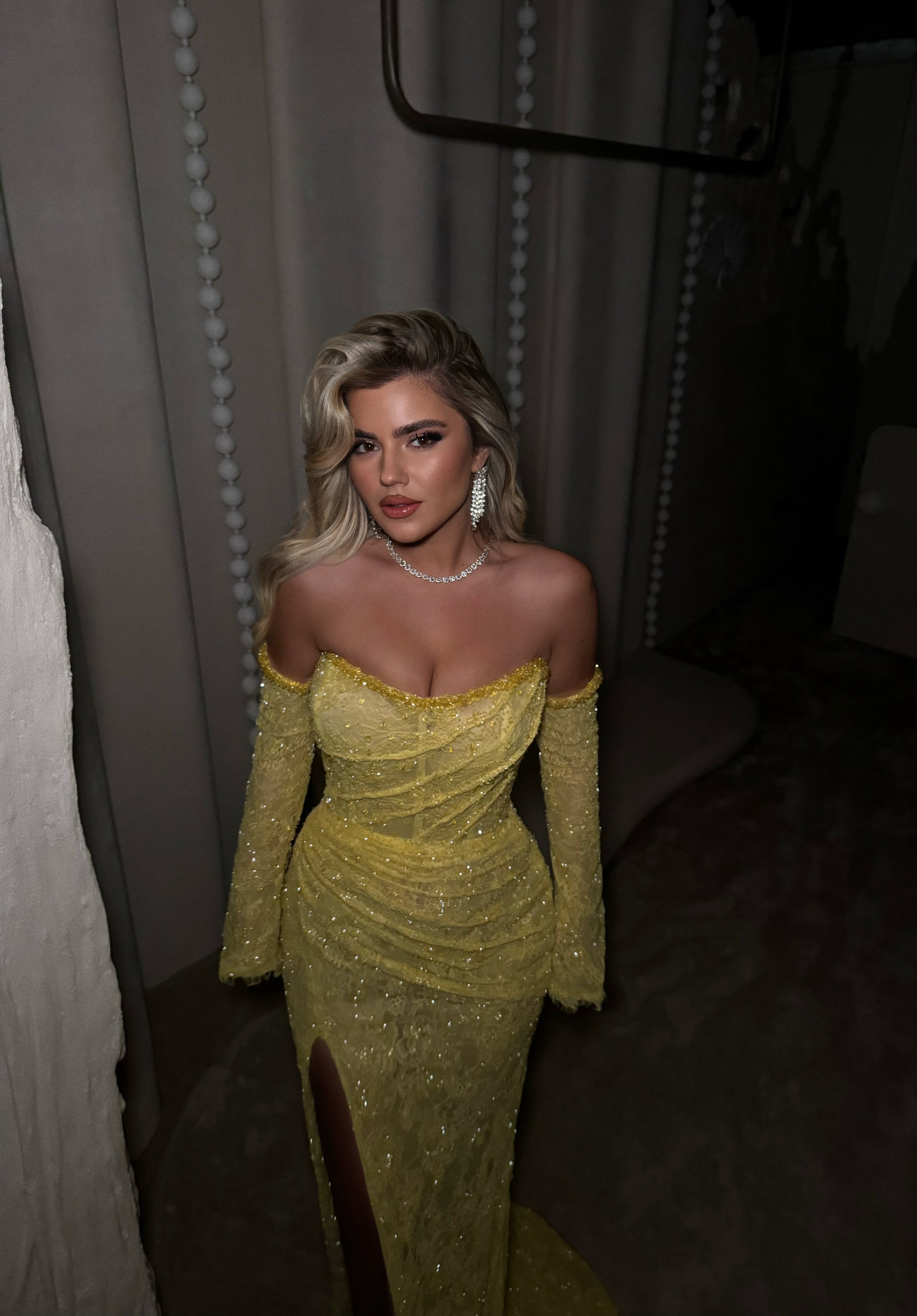 YELLOW SPARKLING GOWN