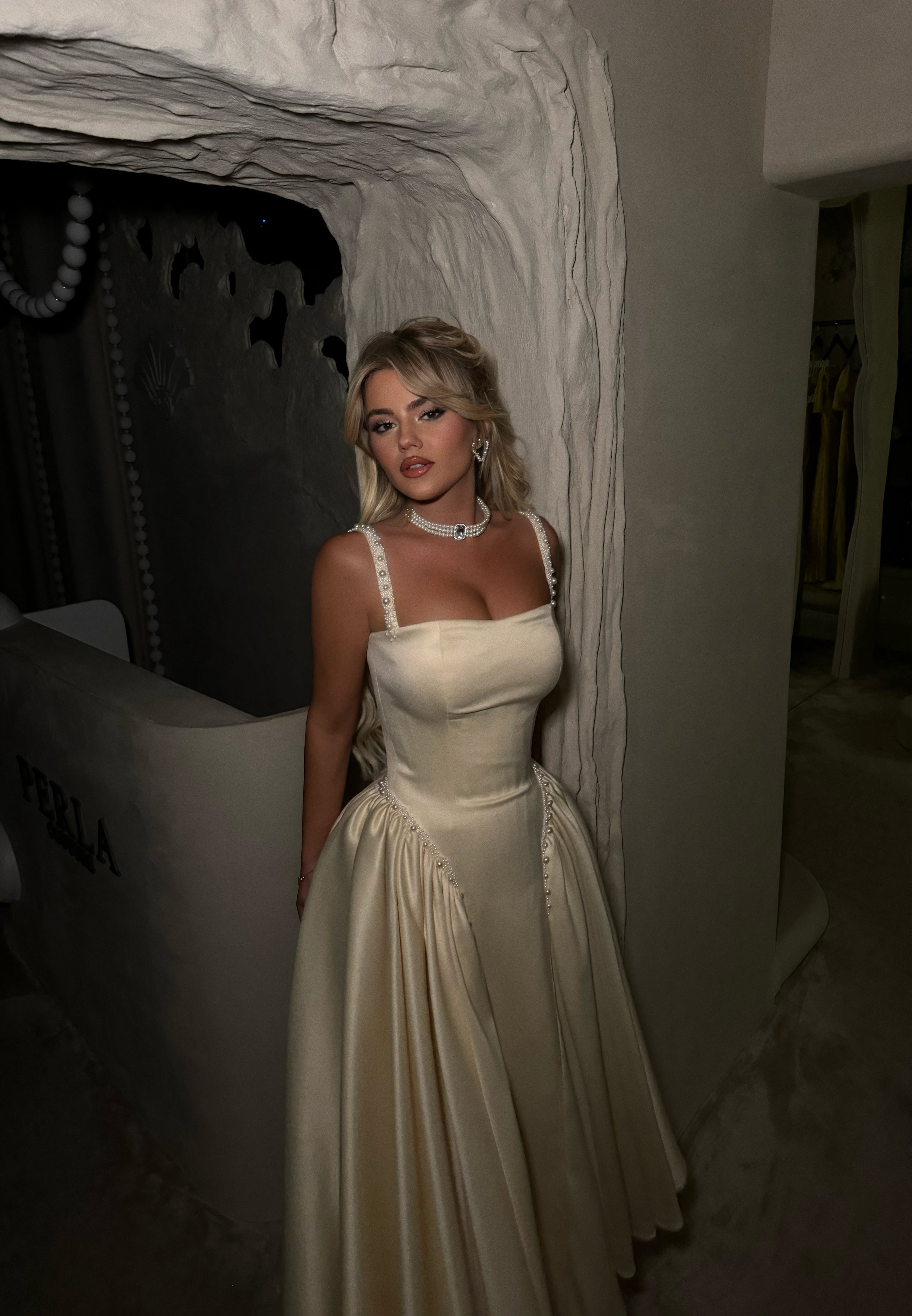 PRINCESS GLOW DRESS