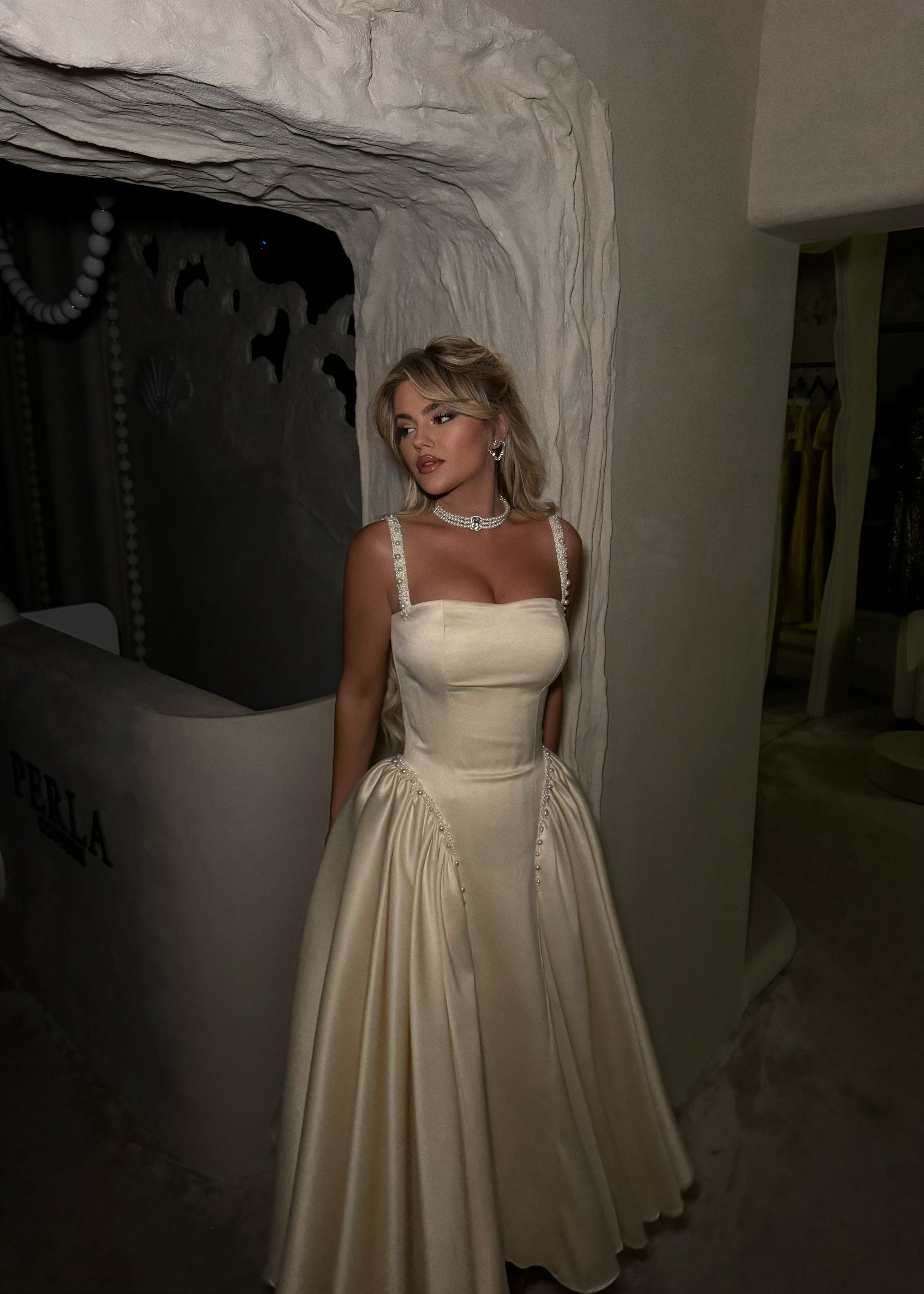 PRINCESS GLOW DRESS