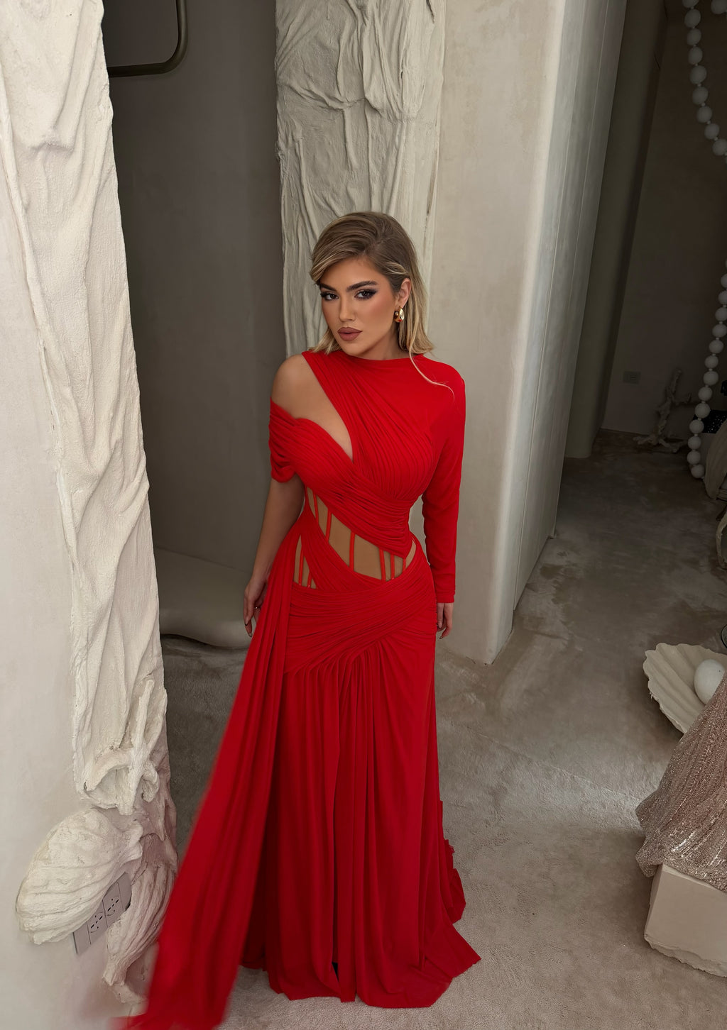 ELEGANT RED GOWN