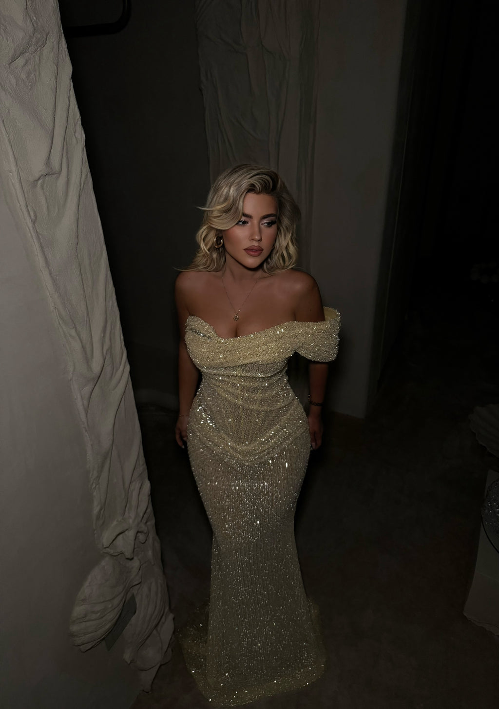 OFF-SHOULDER YELLOW DRESS