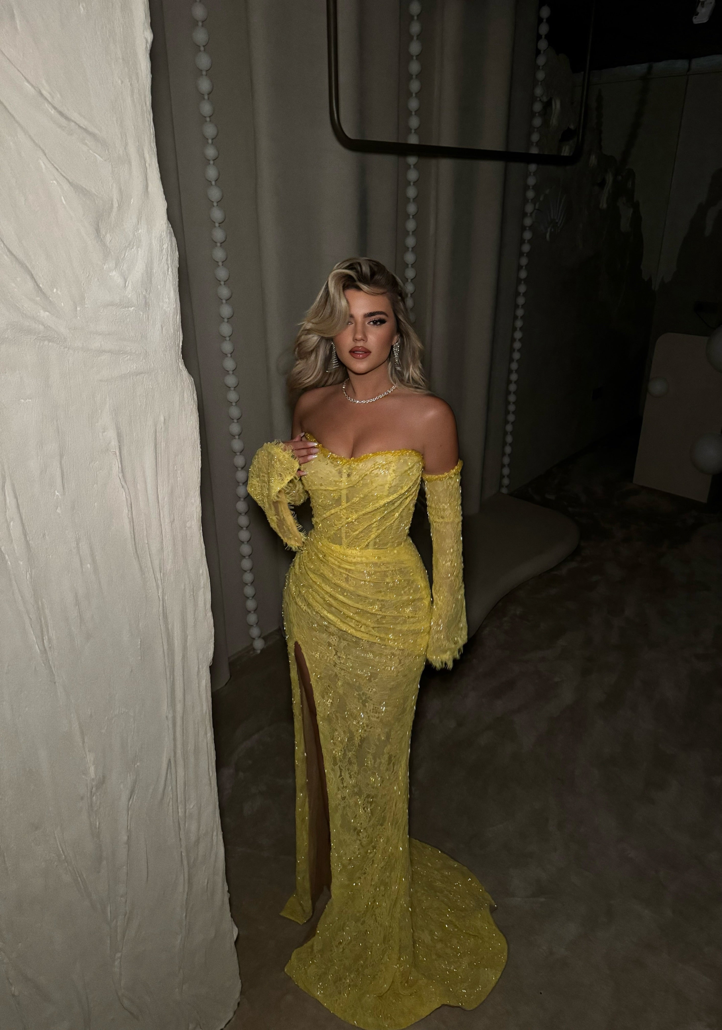YELLOW SPARKLING GOWN