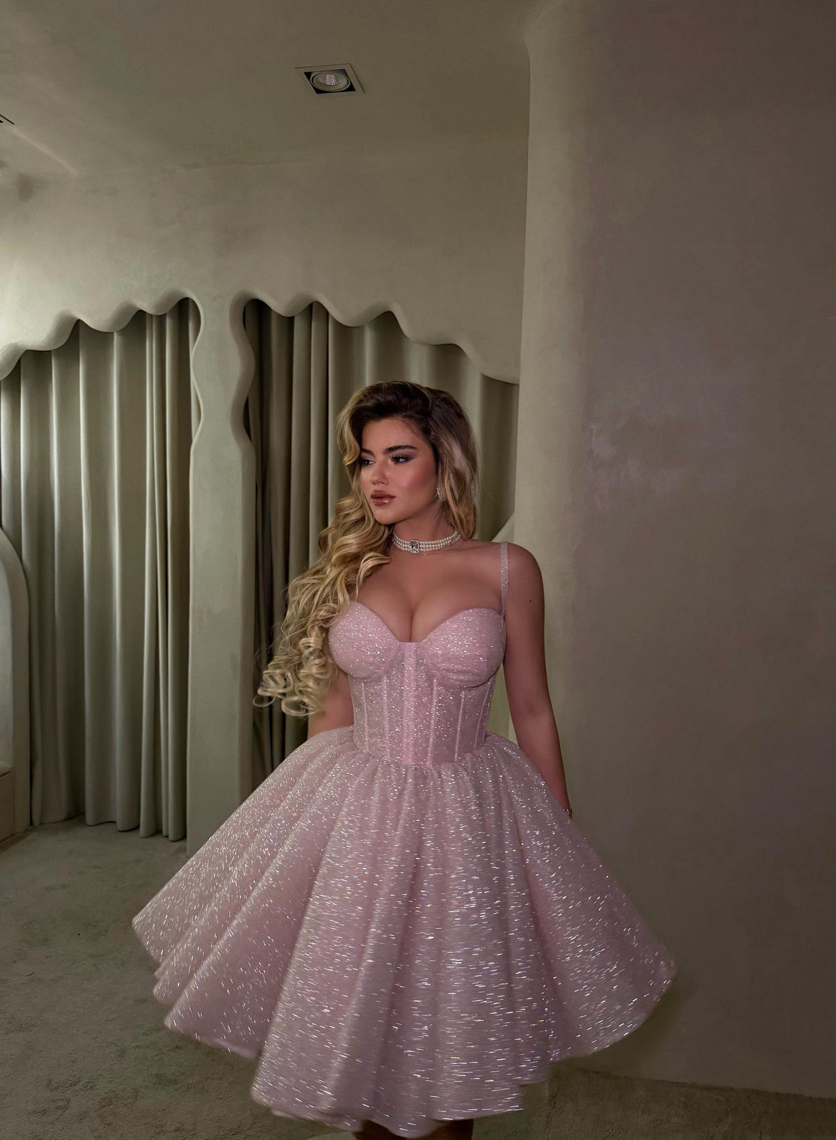 LAVENDER LACE MINI DRESS  Perla Couture