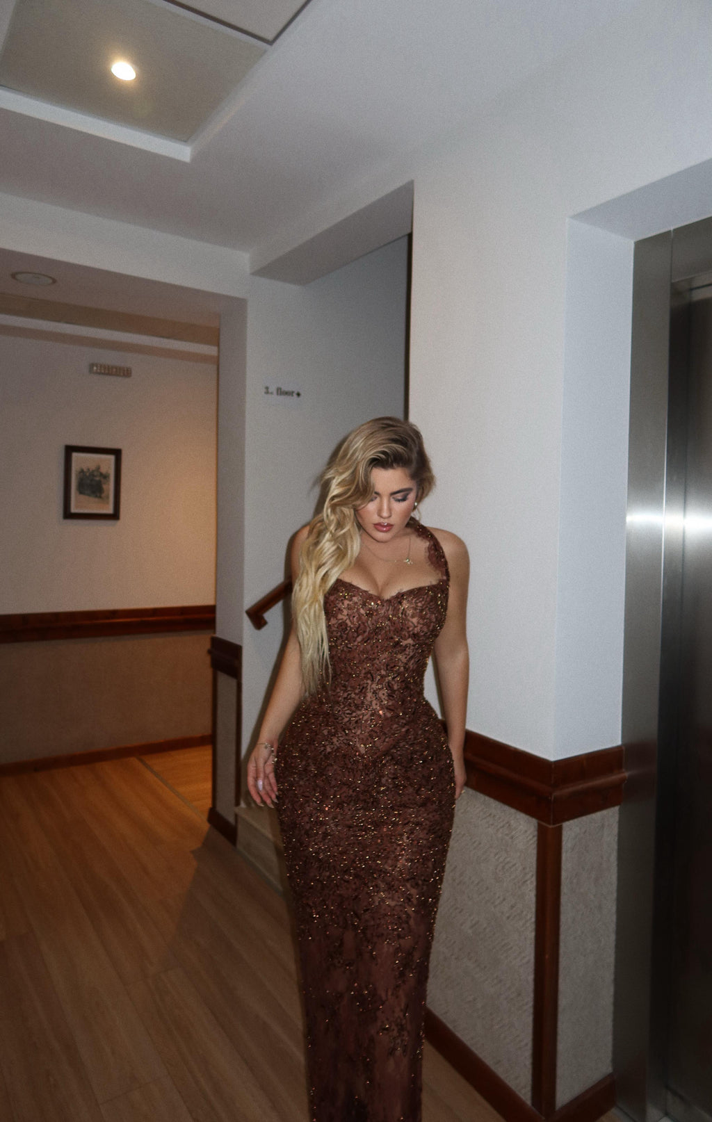 ELEGANCE IN CHOCOLATE LACE