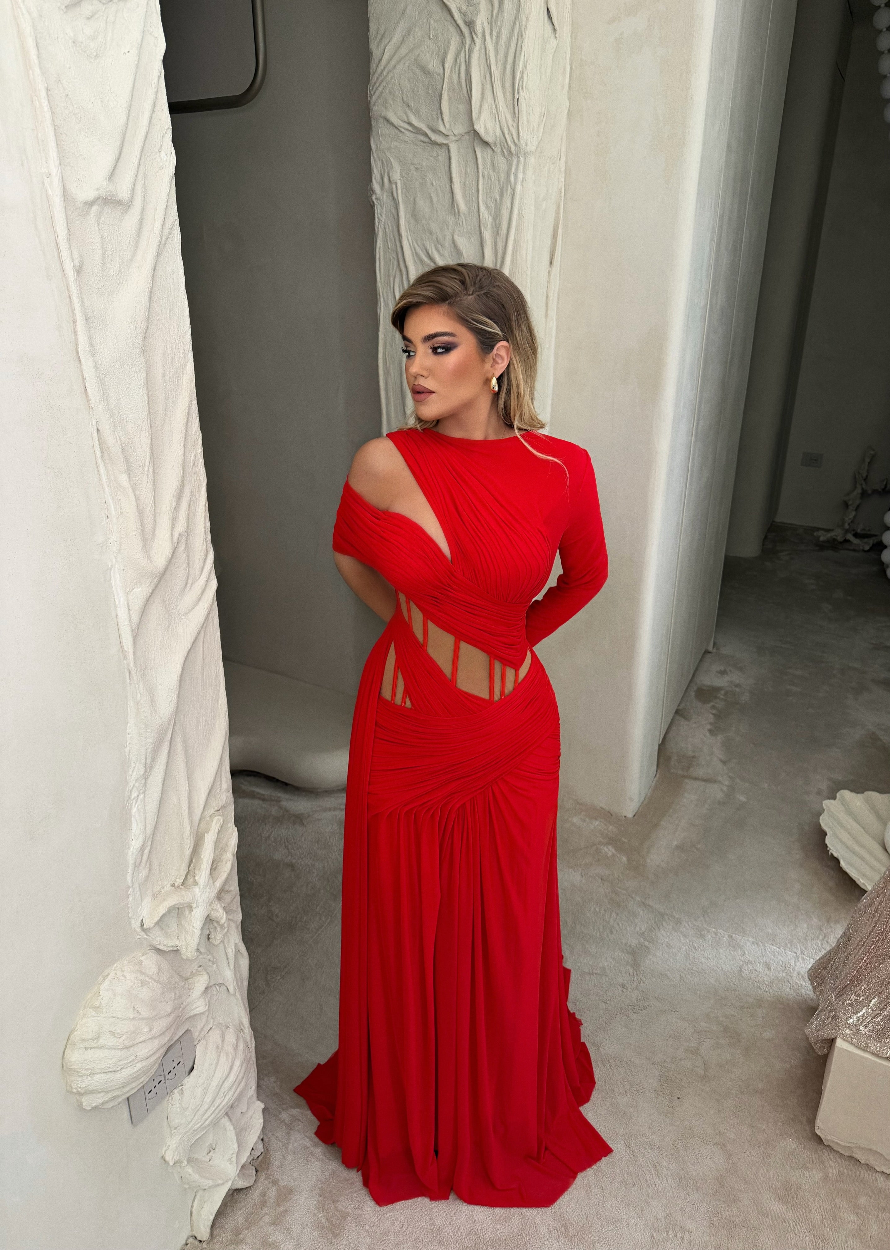 ELEGANT RED GOWN