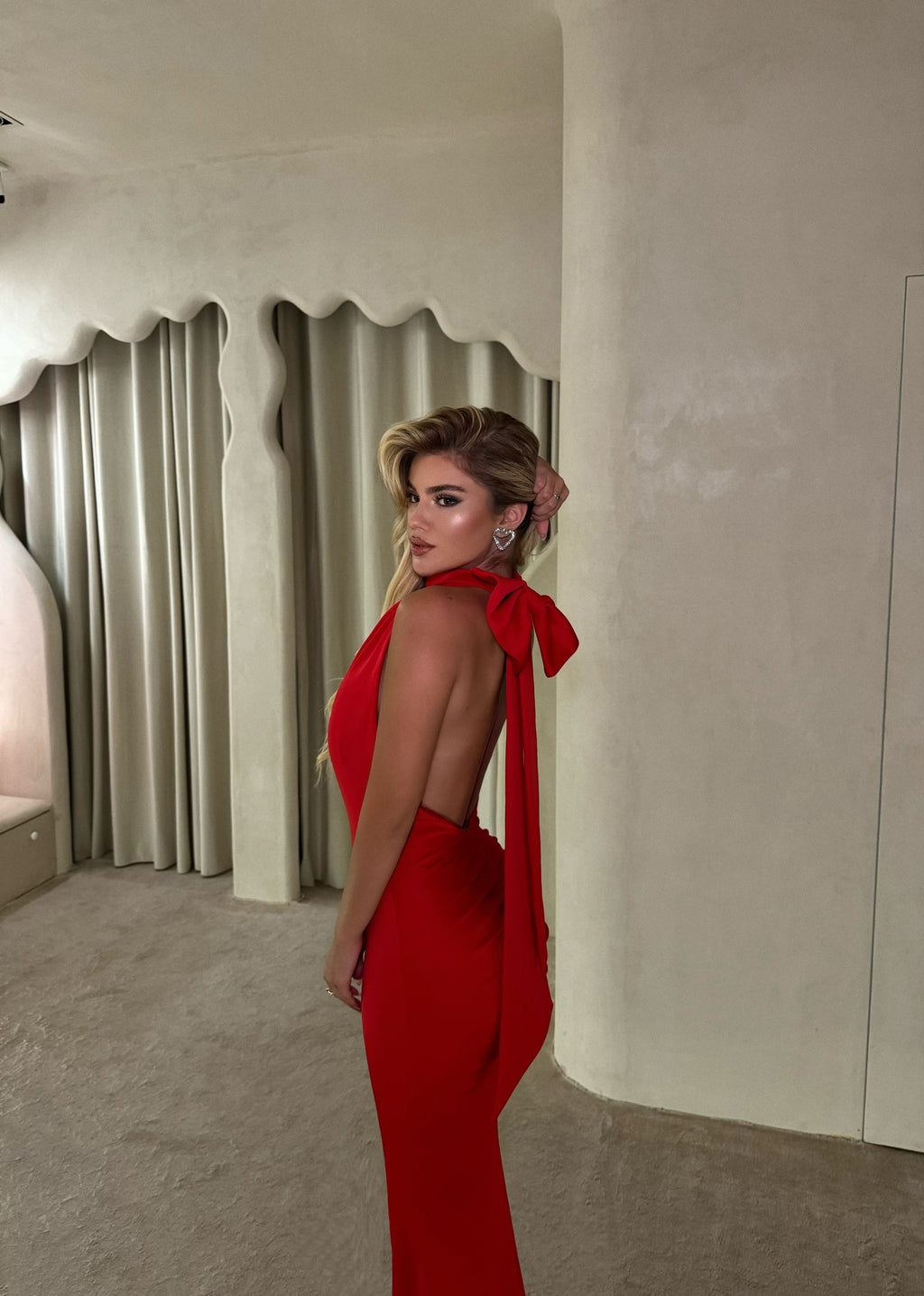 RED GOW ELEGANCE DRESS
