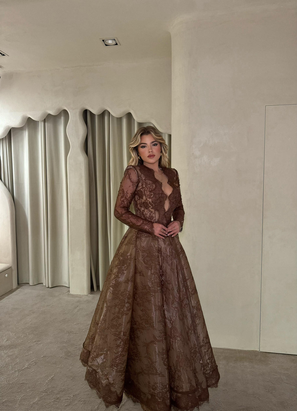BROWN PRINCESS DRESS