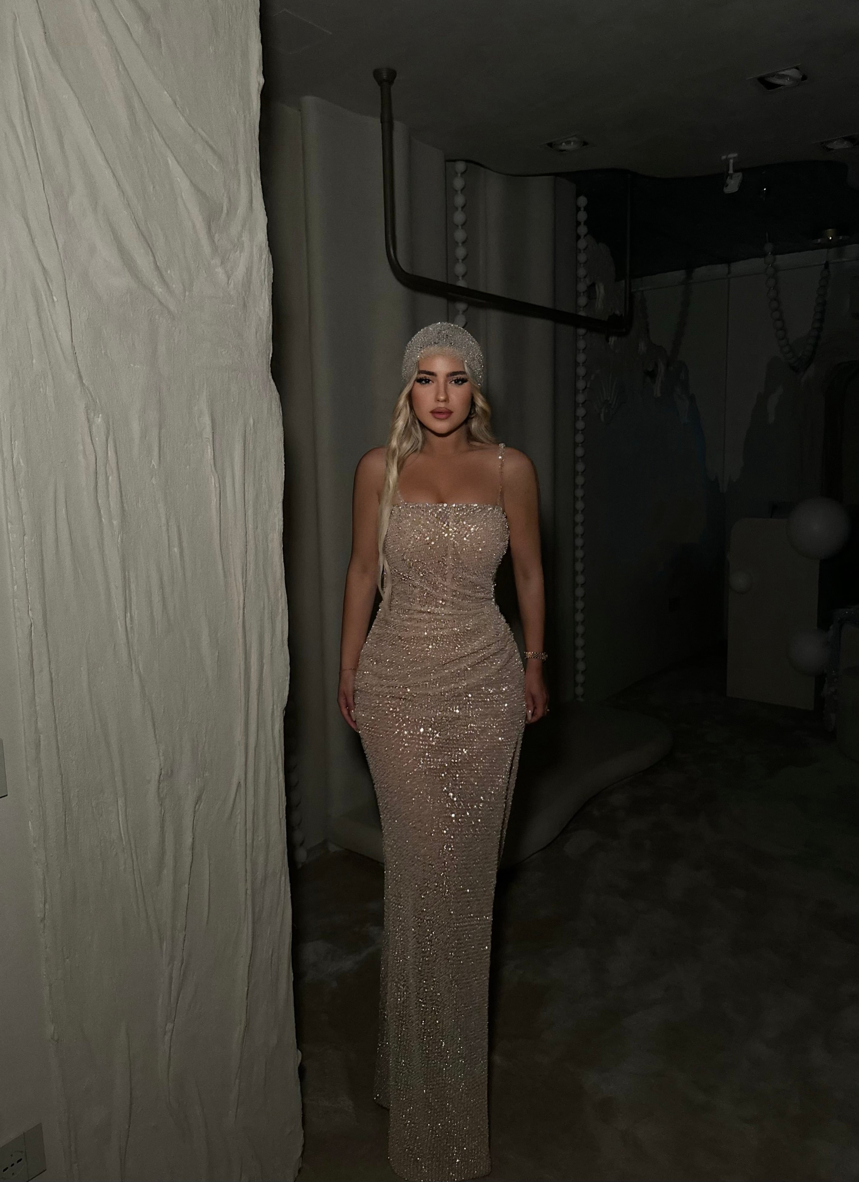 SPARKLING EVENING GOWN