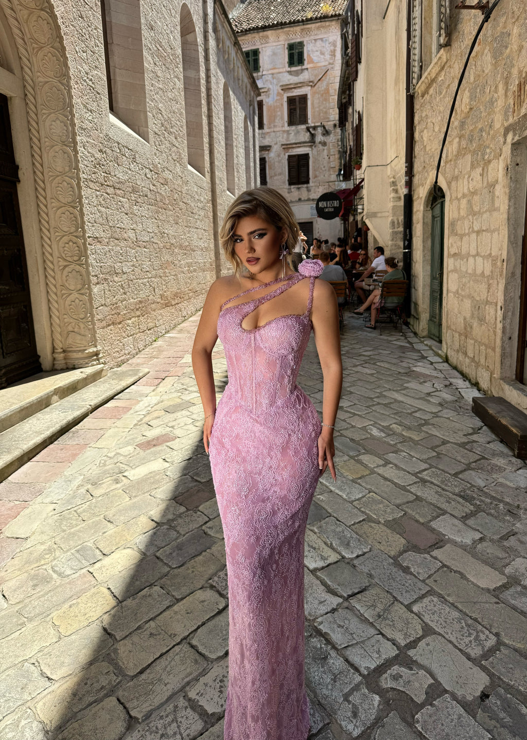 FLORAL LACE DRESS