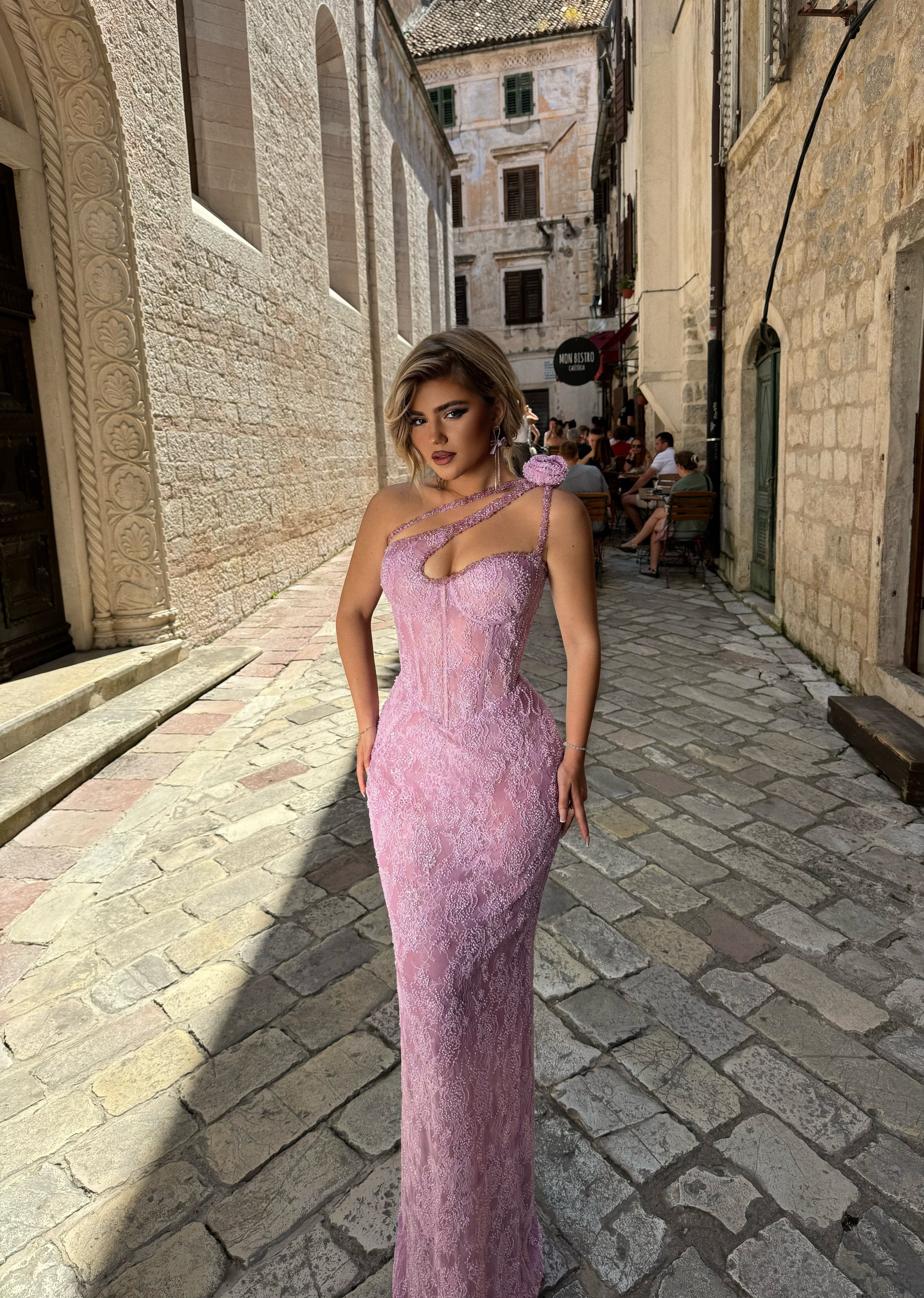 FLORAL LACE DRESS
