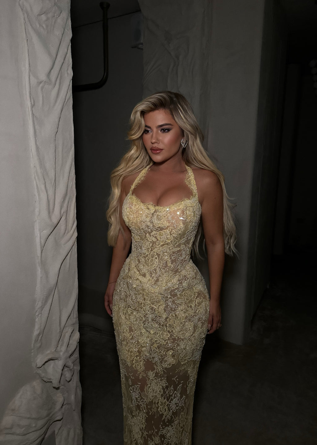 YELLOW ELEGANT LACE DRESS