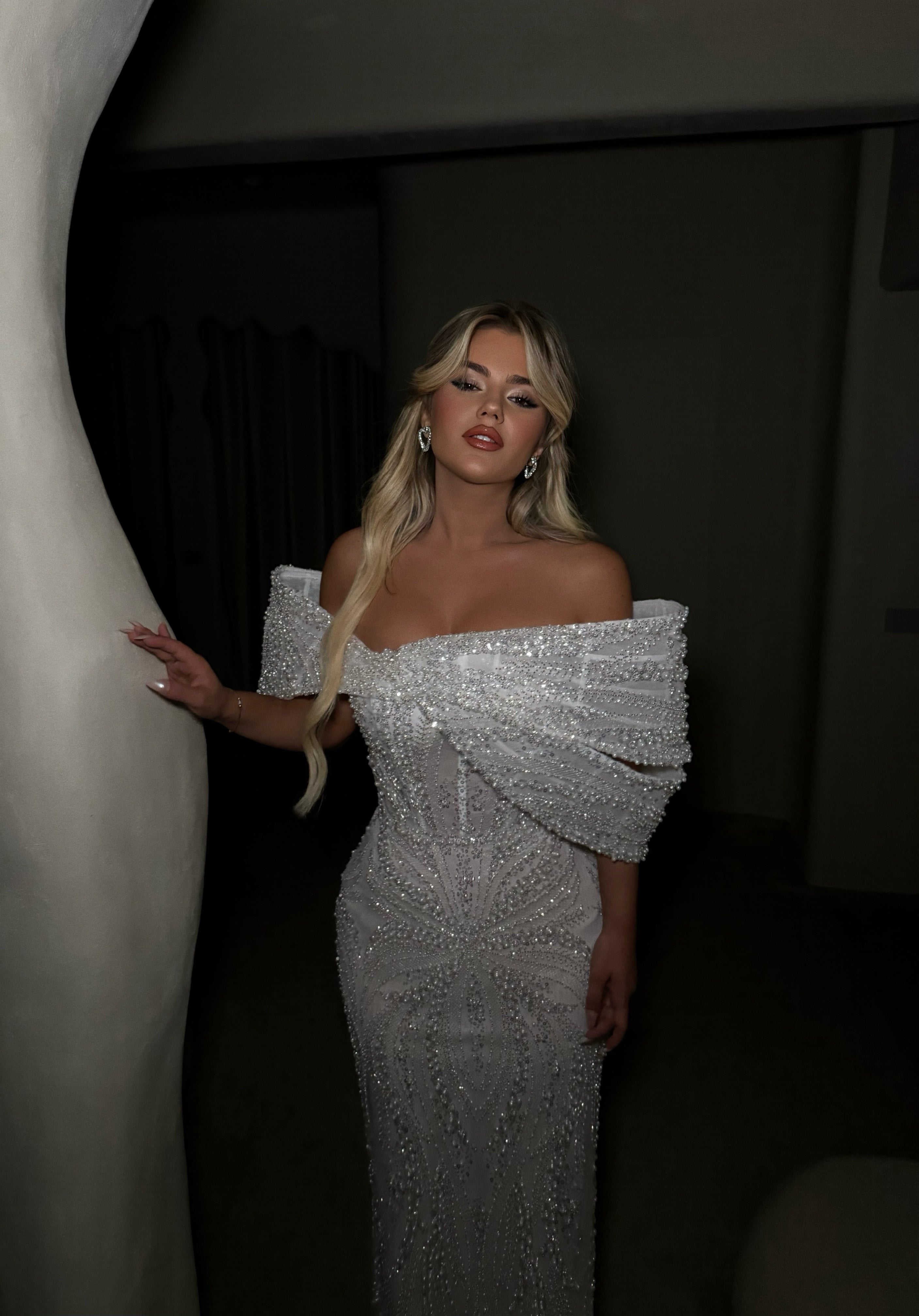 WHITE PEARL SYMPHONY DRESS